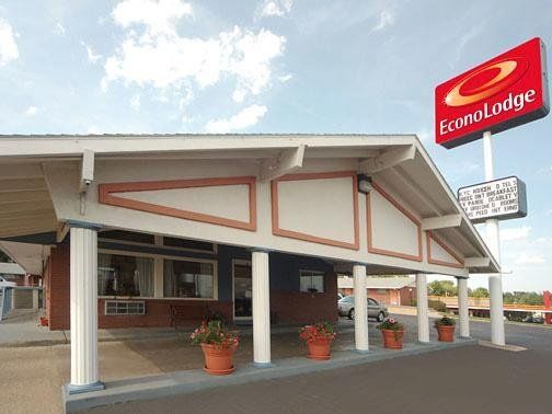 Econo Lodge Pratt Exterior foto